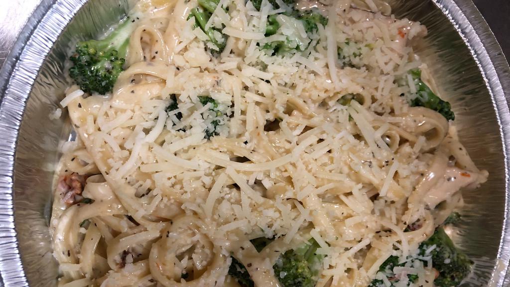 Fettuccine Little Italy · Chicken, broccoli, and sun-dried tomatoes in our white Alfredo.