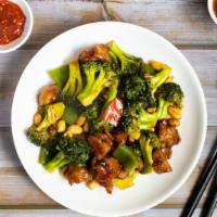 Kung Pao Vegan Chicken · Vegan chicken, peanuts, peppers, and chili peppers stir fried in a sichuan gravy.
Contains P...