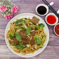 Satay Beef Chow Mein · Vegan Beef in Satay sauce with mixed veggie and Basil 

**Contains Peanuts