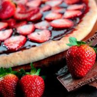 Strawberry Nutella Pizza- Large 14