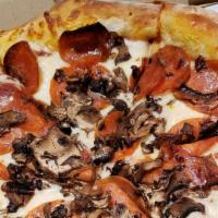 Blackjack Special Pizza (Medium) · Pepperoni, ham, mushroom, black olive, onion and bell pepper.