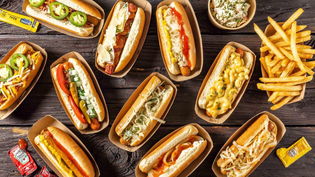 Diggity Dogs · Salad · American · Fast Food