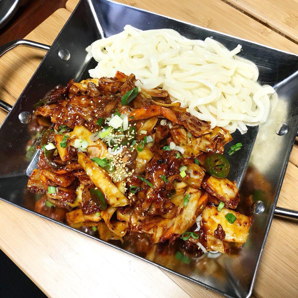Soosanghan Pocha · Korean · Japanese · Soup · Noodles
