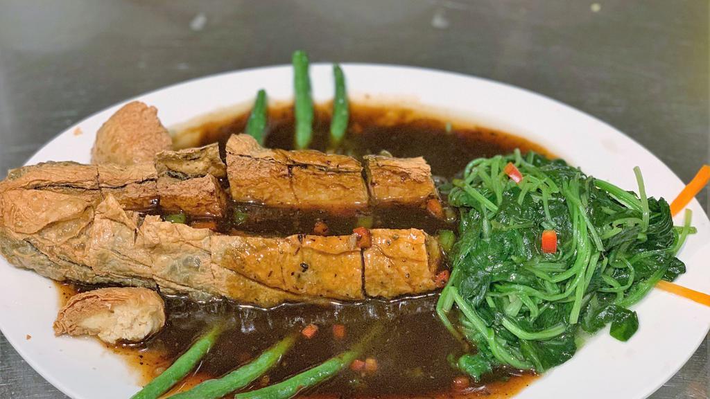 Bodhi Cafe · Noodles · Soup · Chinese · Desserts · Vegetarian