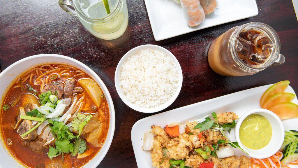 Non La · Vietnamese · Vegetarian · Pho · Soup