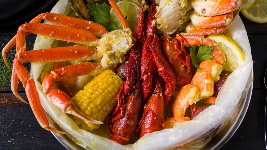 Crab Du Jour Xpress (233 Utica Ave) · Sandwiches · Seafood · Soup · Salad