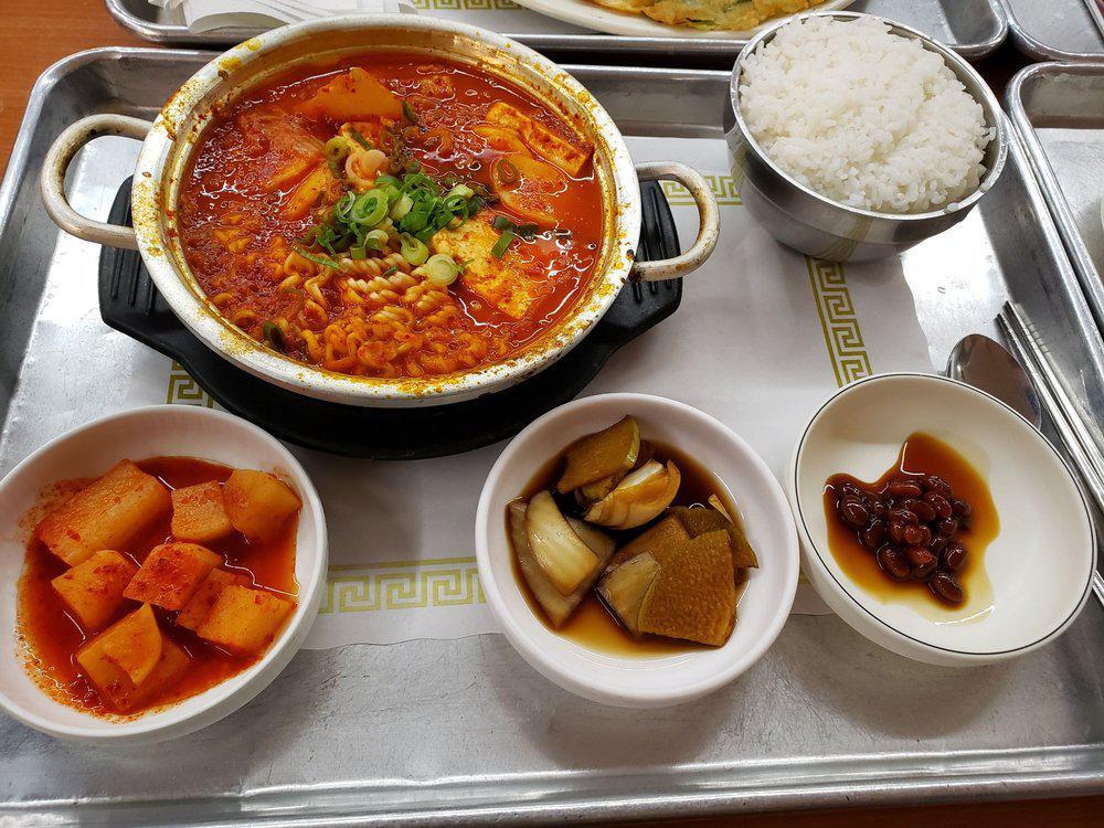 Han Nam Food Court NJ · Korean · Chinese · Soup