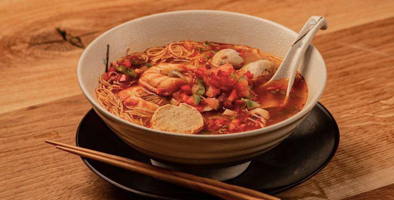 HAPPY VEGGIE RESTAURANT · Vegetarian · Soup · Noodles · Chicken · Desserts