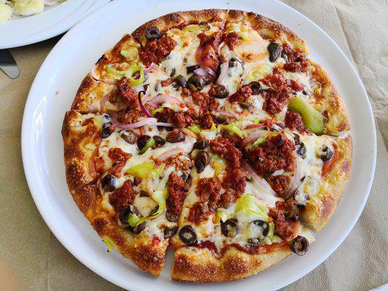 Pizza by Lucilles · Pizza · Chicken · Delis