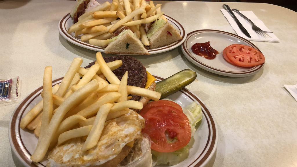 Tremont Diner · American · Breakfast · Burgers · Seafood · Sandwiches
