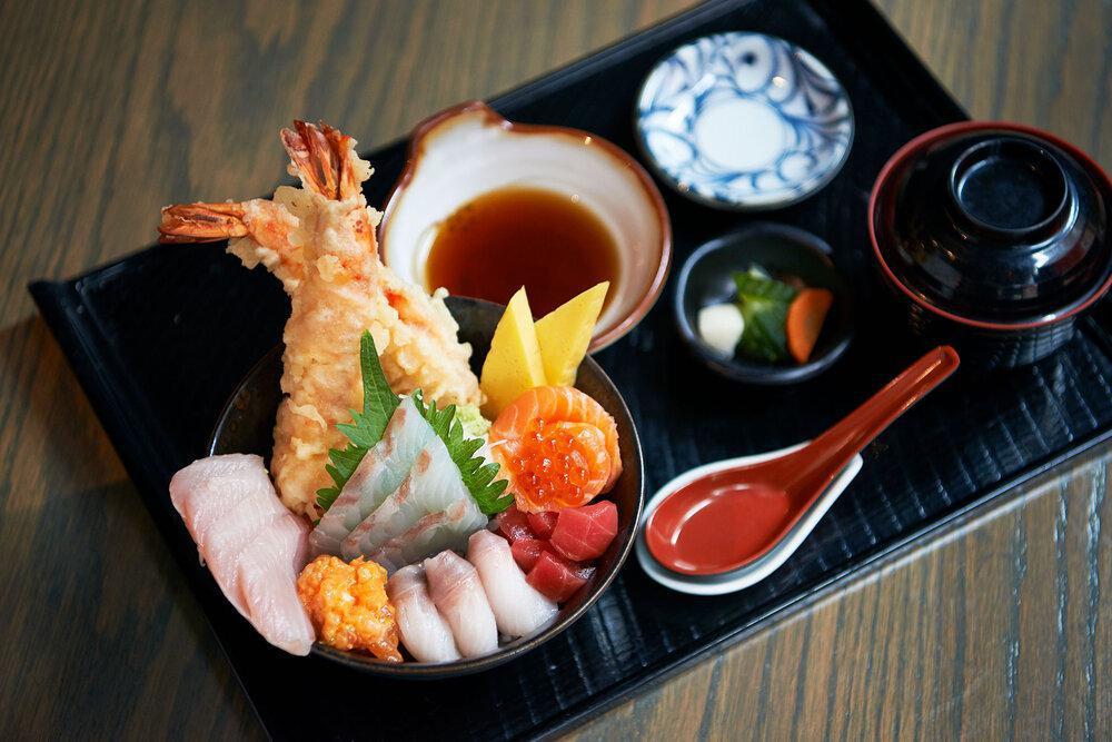 Wokuni · Japanese · Alcohol · Seafood · Salad · Sushi