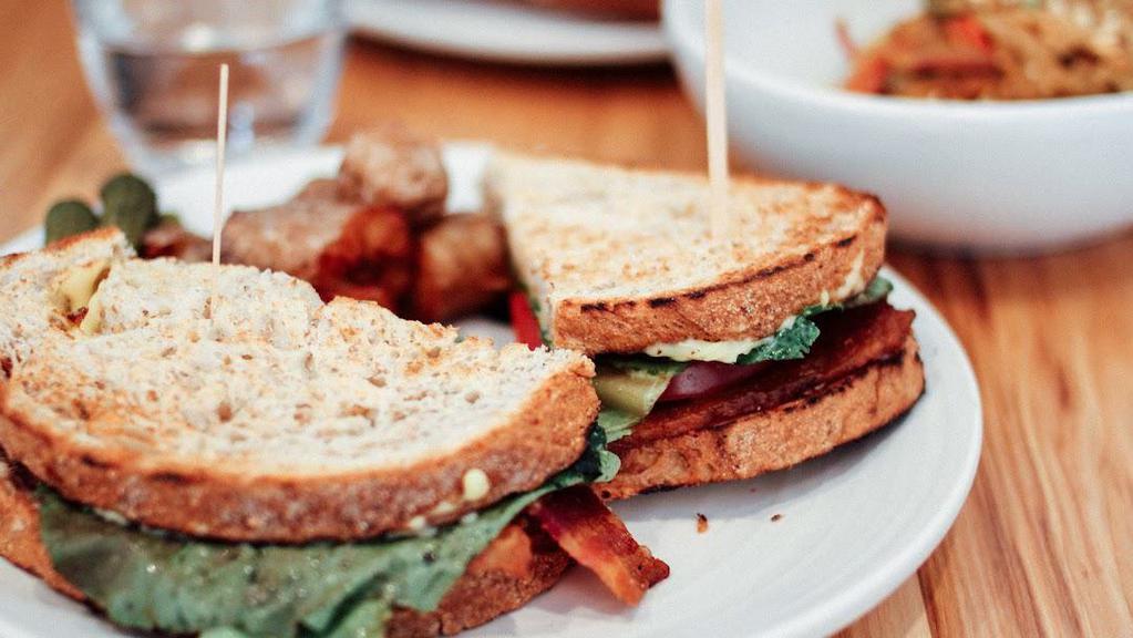 GEE WHIZ DINER · Salad · Breakfast · Mediterranean · Sandwiches