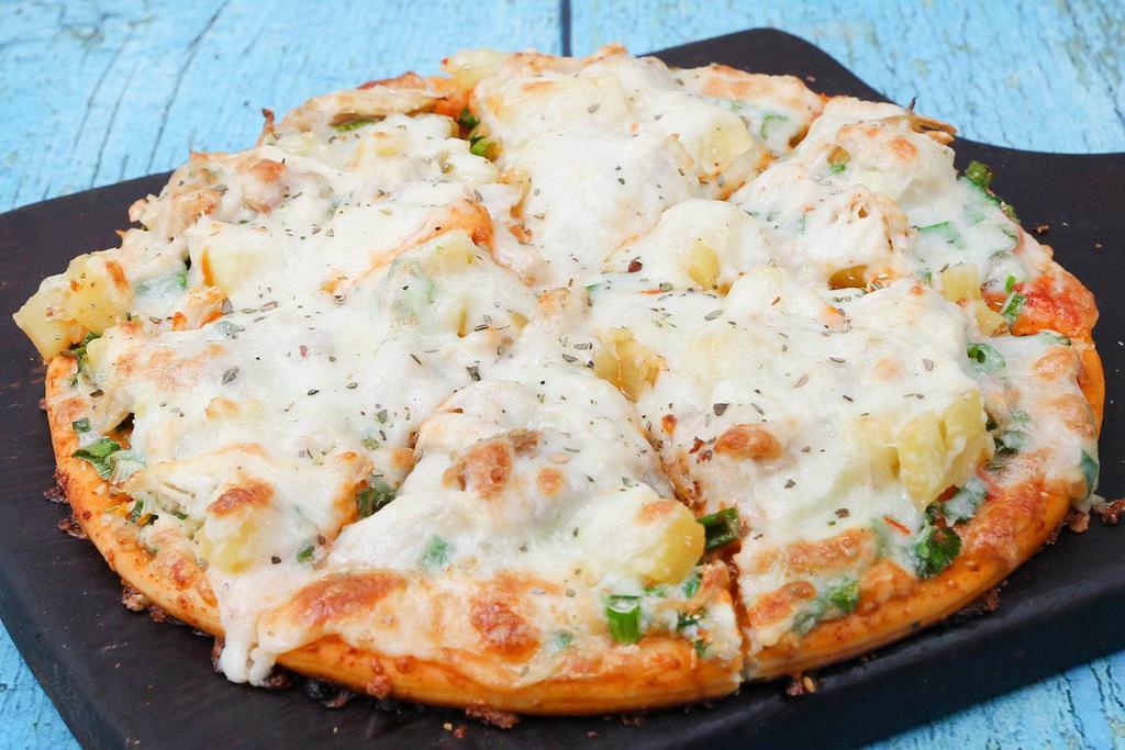 Casa Mia Pizzeria & Fish Fry · Italian · Burgers · Salad · Pizza