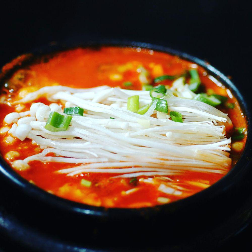 so gong dong · Korean · Barbecue · Soup · Chinese · Noodles