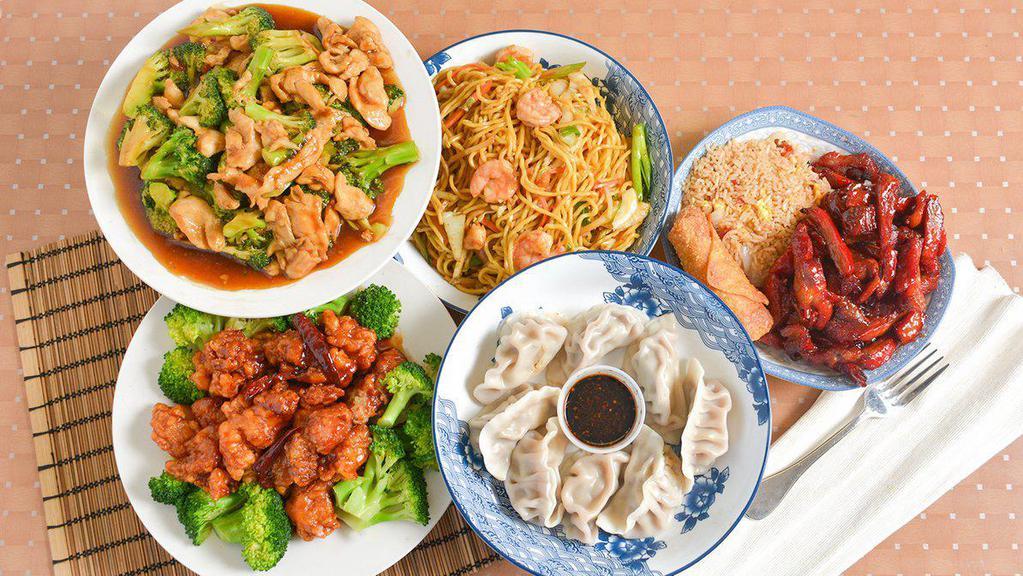 New Food Luck Kitchen · Chinese · Noodles · Chicken · Seafood