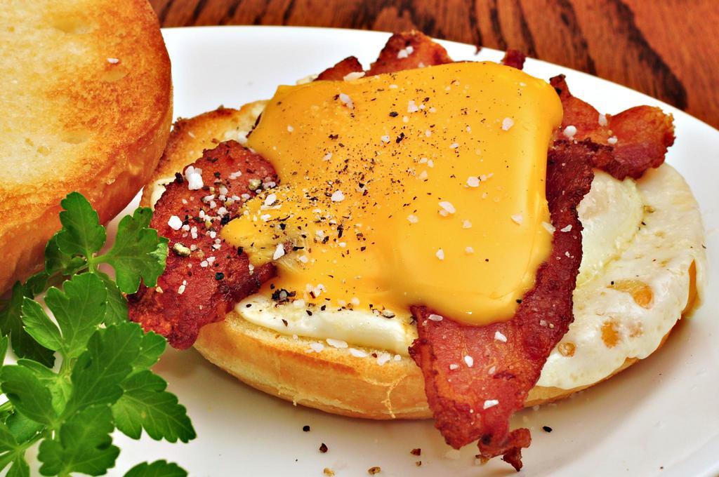 350 Utica Deli Grocery Corp · Desserts · European · Coffee & Tea · Burgers · Breakfast