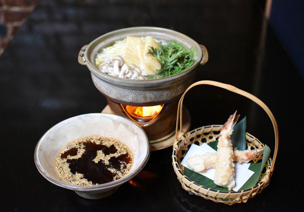Omen Azen · Japanese · Alcohol · Noodles · Chinese · Sushi