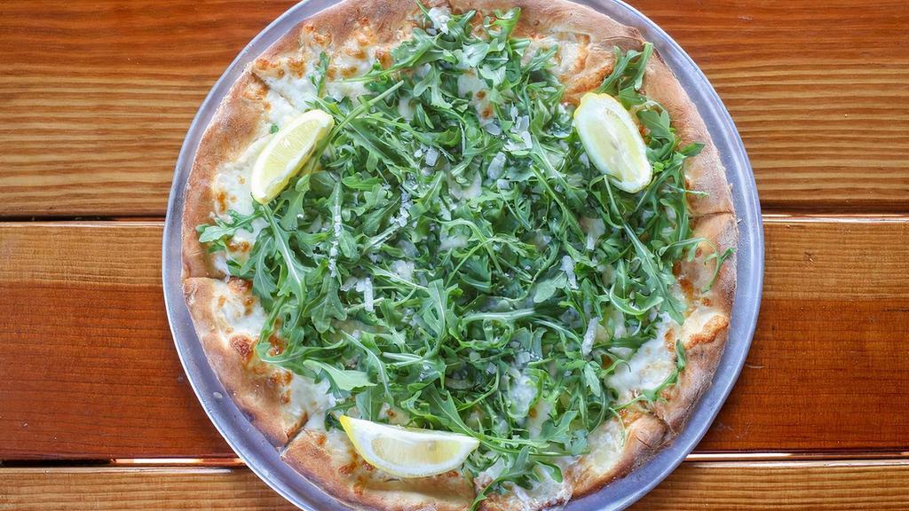 Bianca’S Blanca · Baby arugula, shaved parmigiano reggiano, house made mozzarella, Fresh squeezed lemon juice and extra virgin olive oil.