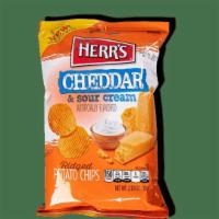 Herr'S Cheddar & Sour Cream Chips 2.75Oz · 
