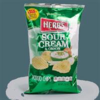 Herr'S Sour Cream And Onion Chips 2.75Oz · 