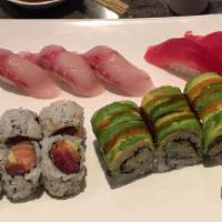 Sushi & Sashimi Lunch · 5 pcs of sushi, 10 pcs sashimi & 1 tuna roll