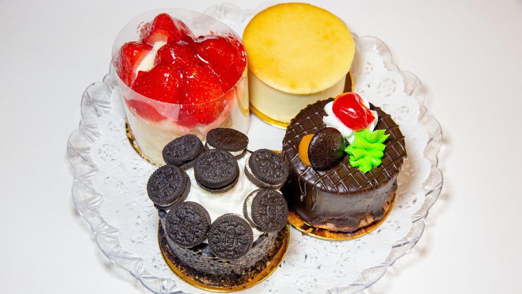 Mini Cheesecakes · Specify: Plain, Strawberry, Oreo or Chocolate.