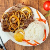 Steak With Onion / Bistec Palomilla Encebollado · 