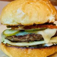 Speedy'S Burger · Pat LaFrieda blend, lettuce, tomoato, onion, white cheddar, Speedy's special sauce