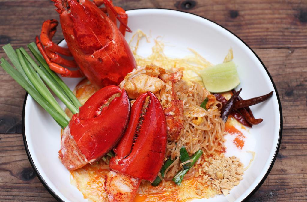 Sen Chan Pad - Lobster Noodle · maine lobster, thin rice noodle, peanuts, flat chives, egg
only available after 5PM