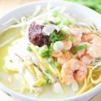 Penang Kueh Teow Thong Noodle Soup · Flat noodles served in chicken broth with shredded chicken and shrimp.