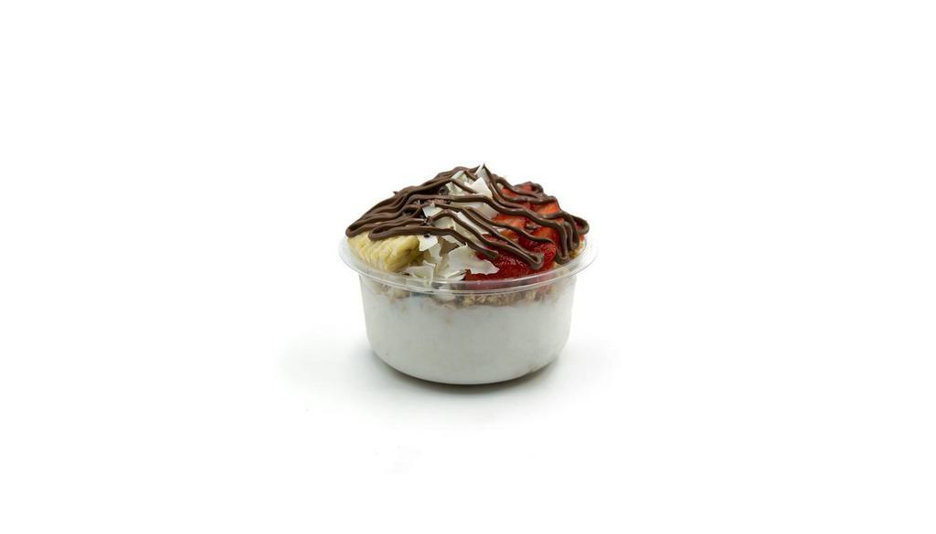 Nutelloco Coconut Bowl · Coconut blend topped with granola, banana, strawberry, raw cacao, coconut flakes, and Nutella.