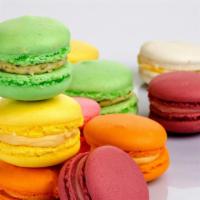 Macaroons · Six pieces decadent macaroons