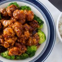 General Tso'S Chicken · Hot. Tender crispy chicken with broccoli, stir fried in a spicy brown sauce.