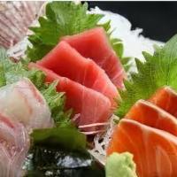 Sashimi Regular · 12 pieces of raw fish.