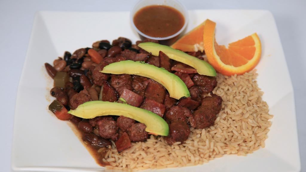 Bison Chipotle · Ground bison over brown rice with 97% fat-free turkey bacon, chili beans and avocado topped with chipotle sauce.