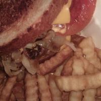 Frisco Melt Sandwich · Hamburger, American cheese, fried onions and tomato.