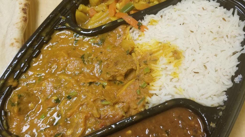 Lamb Korma · Cubes of lamb in rich cashew nut and almond cream sauce