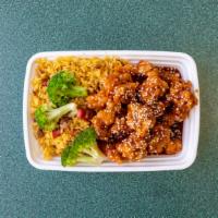 124 General Tso'S Chicken · Spicy. Tender chicken with little spicy & sweet golden sauce, outside crispy, inside soft.