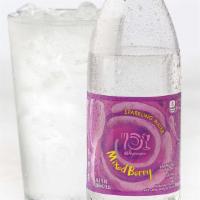 Wegmans Mixed Berry Sparkling Water · 16.9 oz