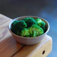 Steamed Broccoli · contains: dairy