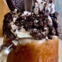 Oreo Blast · Oreo Cookie, Vanilla Ice cream, Chocolate Sauce.