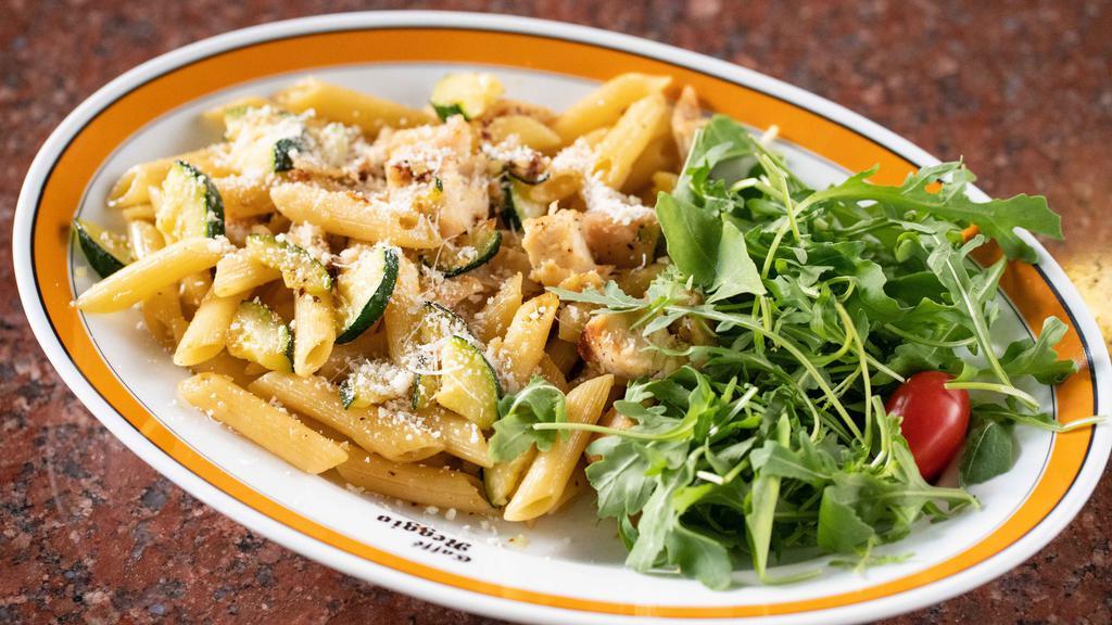 Campagnola · Penne with sauteed zucchini and garlic.