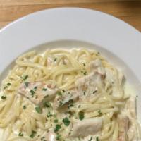 Pasta Alfredo · Served with soup or salad.
