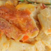 Macaroni Gratinée/Macaroni And Cheese Haitian Style · contains ground beef