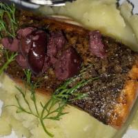 Salmon / Solomos · Wild Salmon, Potato Purée, Olive Oil, Kalamata Olives