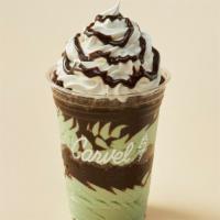  Mint Chocolate Chip Sundae Dasher®  · Layers of chocolate crunchies, mint ice cream and fudge topped with whipped cream.