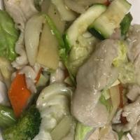 Chicken With Vegetable · chicken breast stir-fry with assorted vegetables in white sauce.
Glute free dish.