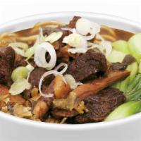 Braised Beef Brisket Noodle紅燒老眷村牛腩麵 · Recommended. Thick cut beef brisket.
推。厚切牛肉。
Beef noodle soup is a Taiwanese noodle soup mad...