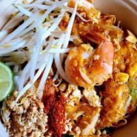 Woon Sen Pad Thai · Saute glass noodles, egg, scallion, bean sprout, shredded radish, beancurd, tamarind sauce.