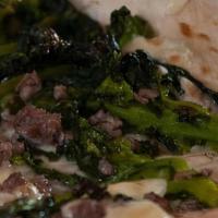 Salsiccia E Friarielli · imported smoked buffalo mozzarella, broccoli rabe, sausage, extra virgin olive oil